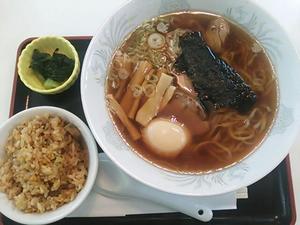 佐野ラーメン 半炒飯セット