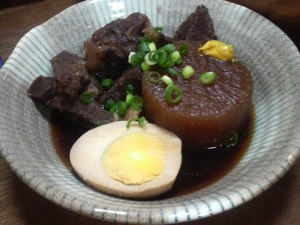 牛すじ煮込み
